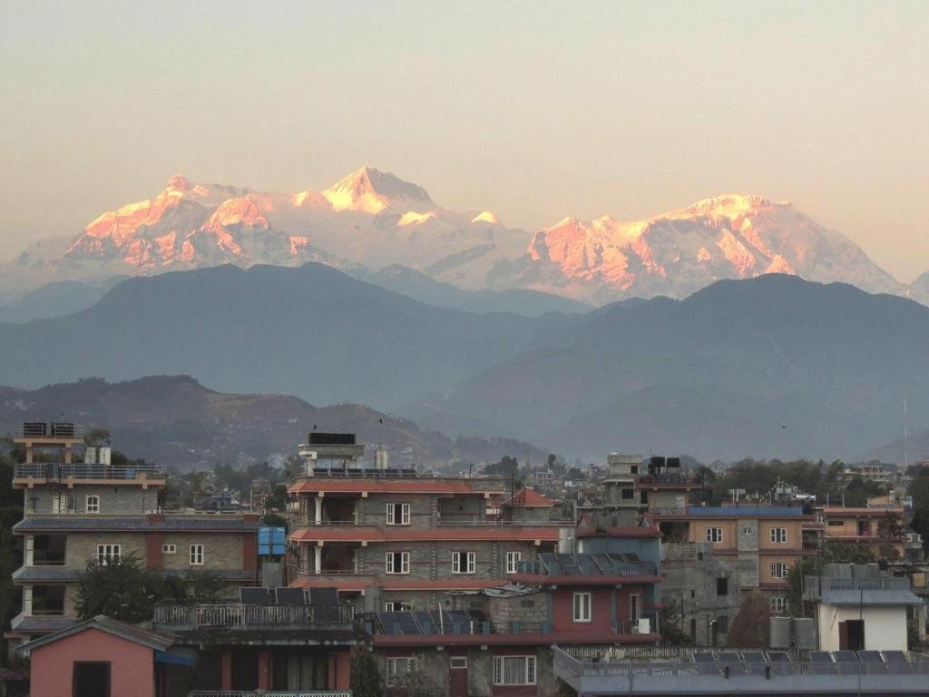 Hotel Asia Pokhara Eksteriør billede